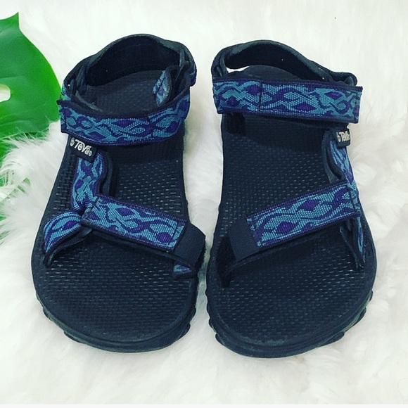 Teva Other - Teva 1537  Water Hiking Sandals size 4